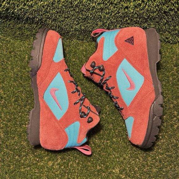 Size 11 - Nike ACG Torre Waterproof Mid Team Red Dusty Cactus - Picture 3 of 7